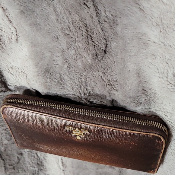 Prada Zip Wallet | Plum Saffiano Leather - Picture 3 of 16